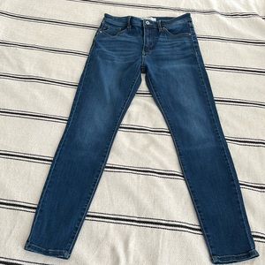 Women’s Kancan Skinny Jeans size 9/28